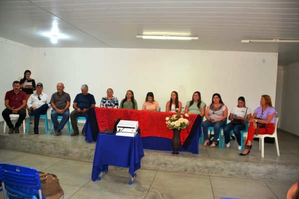 Compra-Direta-_-PNAE-7-600x400 Em Monteiro: Agricultores Familiares têm sua primeira reunião sobre o Compra Direta