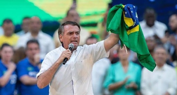Jair-Bolsonaro Bolsonaro guardou joias em fazenda de Piquet