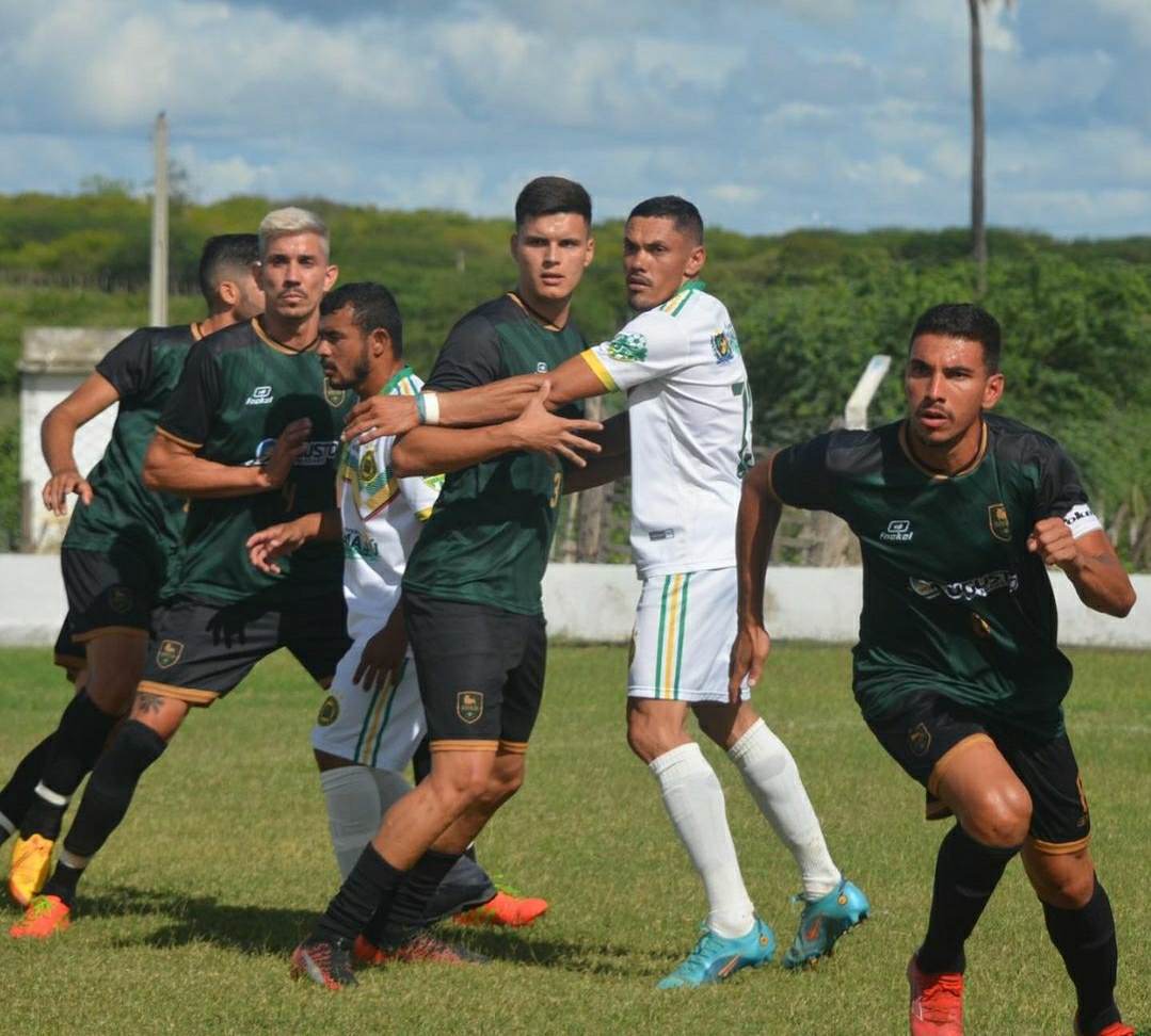 ouro-velho-fc Ouro Velho F.C aplica goleada na Seleção Camalauense e conquista primeira vitória na Copa Amparense