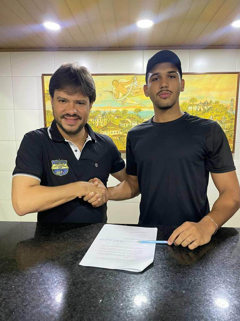 y1-1 Jovem promessa de Serra Branca assina contrato com agência e disputará competições de base pelo futebol paulista