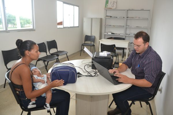 Feira-da-Saude-30-600x400 Programa Feira de Saúde na Comunidade é sucesso de participação em Monteiro