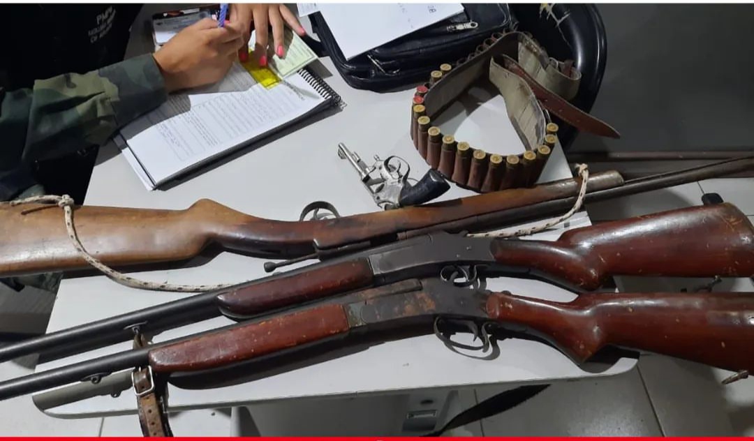 IMG_20230405_083503 Homem é preso com armas de fogo e aves silvestres em Sumé
