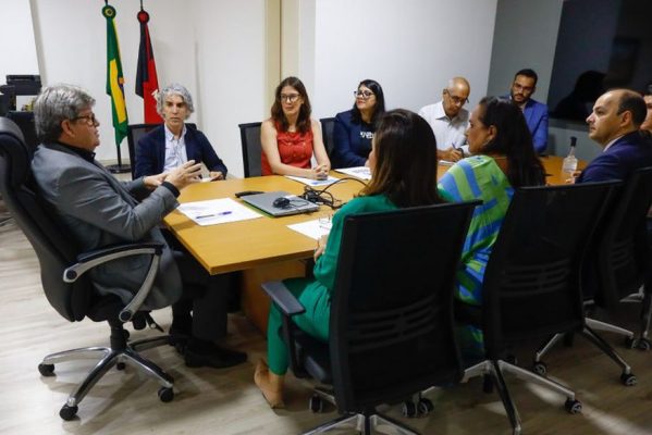 reuniao_joao_onu-599x400 João Azevêdo se reúne com representantes das Nações Unidas para apresentar ações de acolhimento para refugiados na Paraíba
