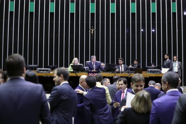 camara_deputados_pl_fake_news_foto_bruno_spada-camara_dos_deputados-599x400 Com inclusão de gatilhos, Câmara vota arcabouço fiscal nesta quarta