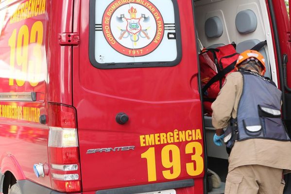 corpo_de_bombeiros_viatura_divulgacao_cbmpb-599x400 Mototaxista é assassinado a tiros, no Sertão da Paraíba