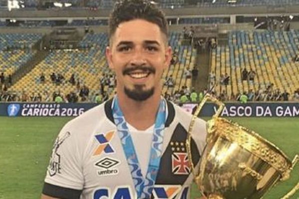 kadu-fernandes-ex-vasco-jogador-599x400 Kadu Fernandes, ex-jogador do Vasco, morre aos 28 anos em acidente de carro no Rio
