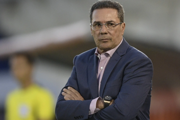 luxemburgo_corinthians_-599x400 Corinthians confirma contratação de Vanderlei Luxemburgo como novo treinador