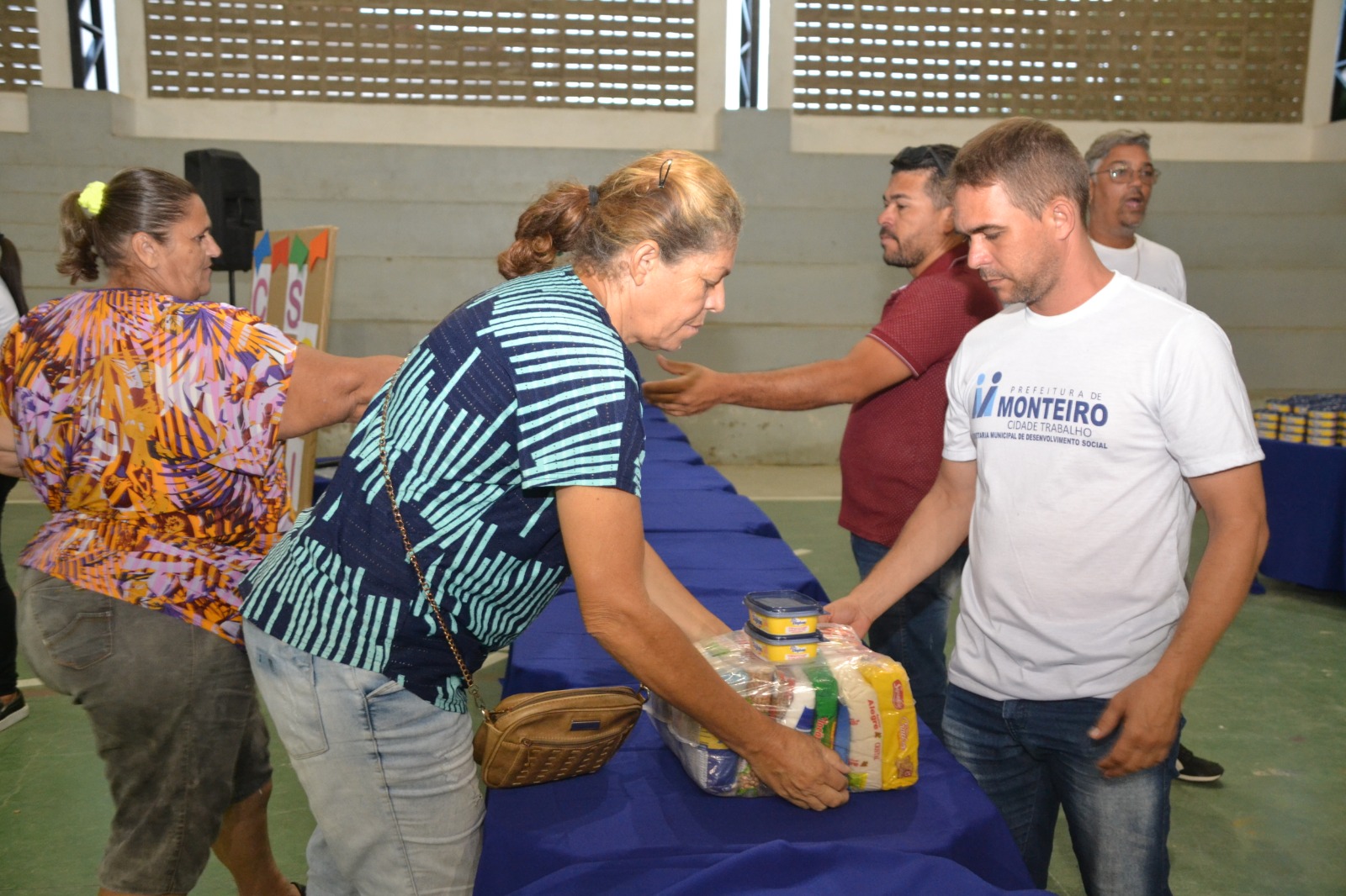 IMG-20230605-WA0031 Prefeitura de Monteiro entrega feiras do Programa Cesta Social, beneficiando 500 famílias