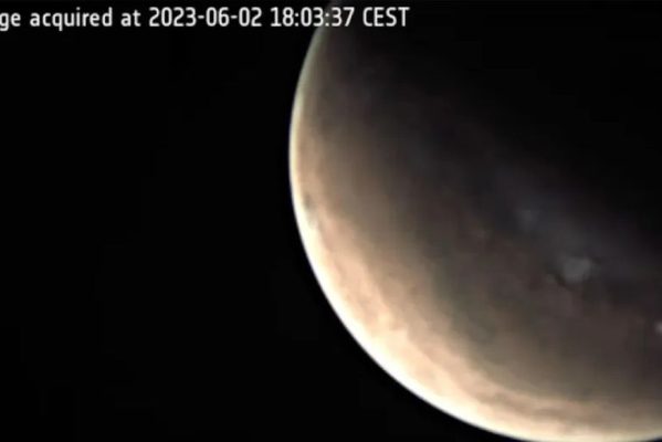 marte_1-599x400 Entenda como foi feita primeira 'live' de Marte, transmitida pela Agência Espacial Europeia
