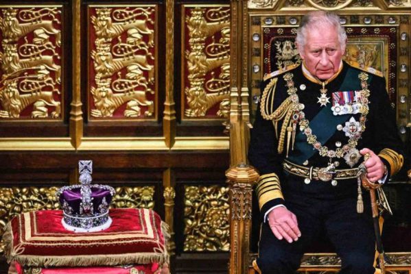 money_reicharlesiii_ben-stansall_getty-images-768x512-1-599x400 Com tradicional desfile, Charles III celebra 1º aniversário oficial como rei britânico