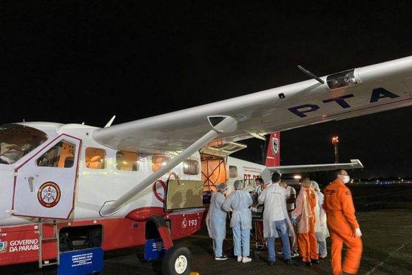 resgate_aeromedico_paraiba_foto_secom_pb-599x400 Bebê é transferida para tratamento em São Paulo através do resgate aeromédico da Saúde da Paraíba