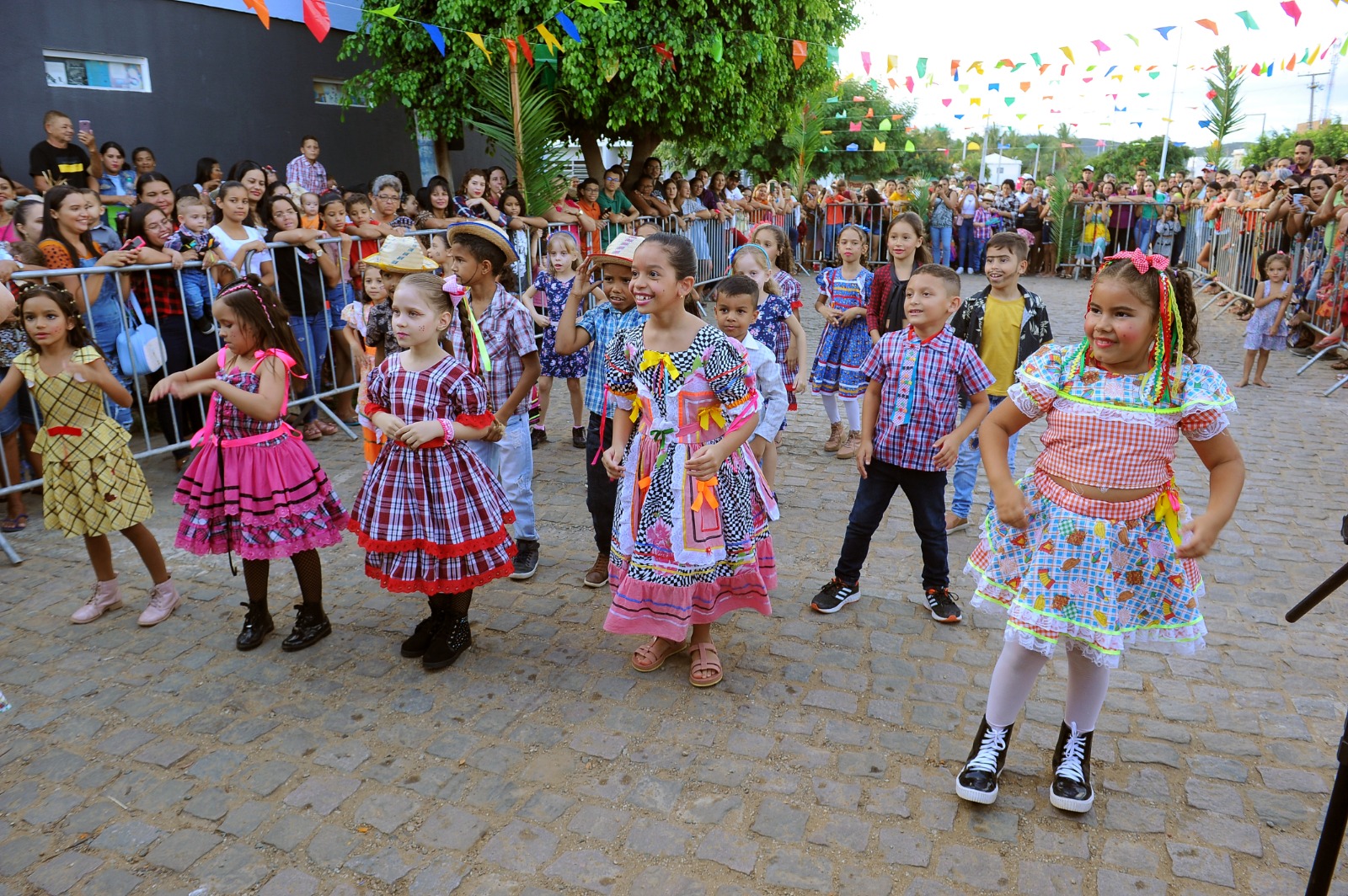 Festival-Quadrilhas-Escolares-8 Retorno às atividades: Festival de Quadrilhas movimenta comunidade escolar e atrai grande público