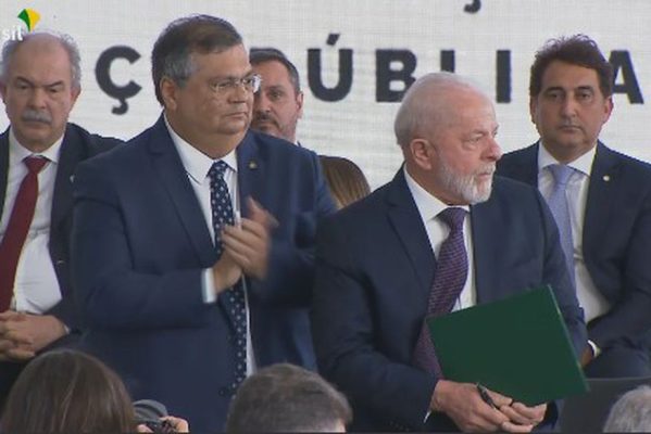 screenshot_16-1-599x400 Lula quer fechar clubes de tiros em todo o país: "já falei com o ministro de Justiça"