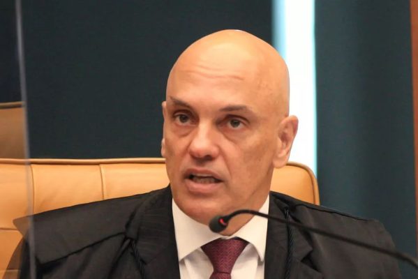 alexandredemoraes-599x400 Alexandre de Moraes manda soltar mais 72 presos pelos atos golpistas de janeiro