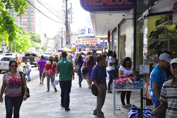 centro_de_joao_pessoa_comercio-599x400 Setor de serviços na Paraíba tem 2ª maior taxa de crescimento do país