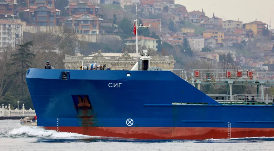 tagreuters.com2023binary_LYNXMPEJ7405G-FILEDIMAGE Rússia promete retaliação contra Ucrânia após ataque a navio petroleiro