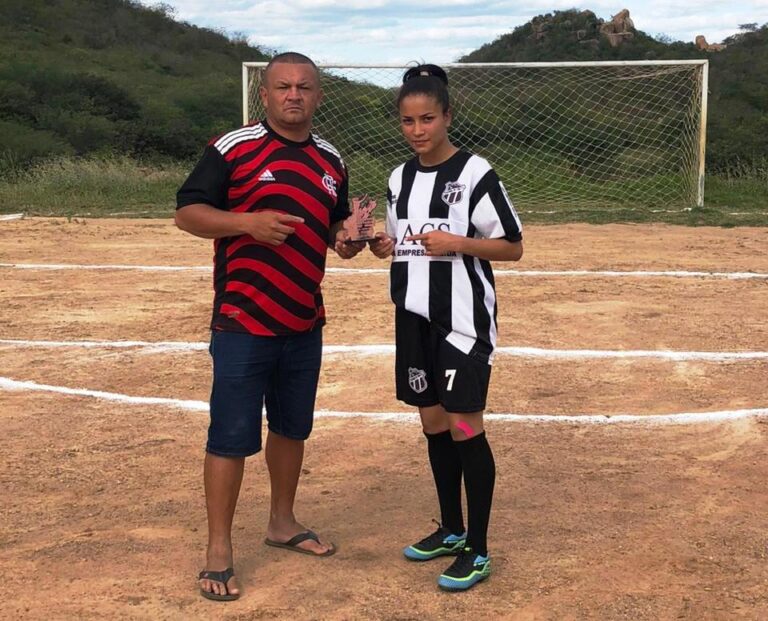 Ana-Carolina-Corisco-768x621-1 Atleta que disputou o Ruralzão Feminino de Monteiro faz teste no Sport Club Recife