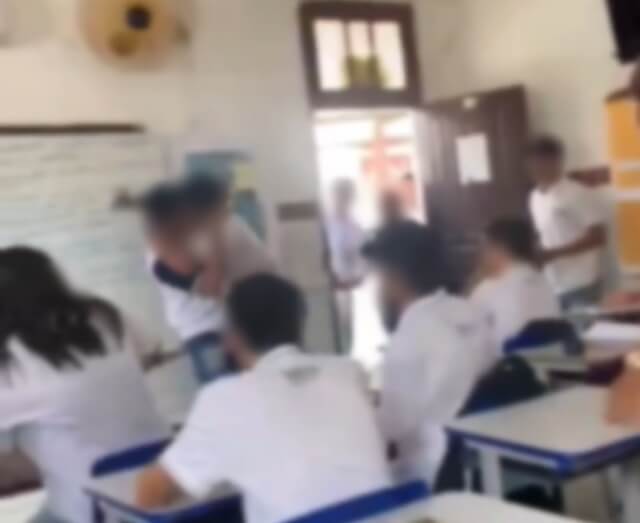 Briga-Conceicao-1 Cenas lamentáveis: professor e aluno brigam dentro de sala de aula, em escola estadual na PB