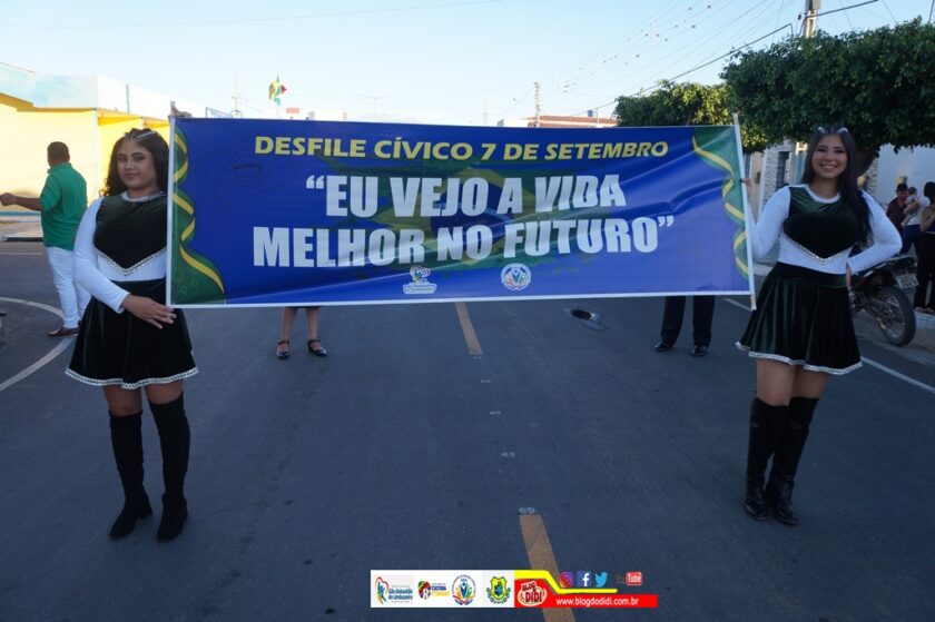 DSC02492-840x559-1 São Sebastião do Umbuzeiro realiza Desfile de 7 de setembro com o tema “Eu vejo a vida melhor no futuro”