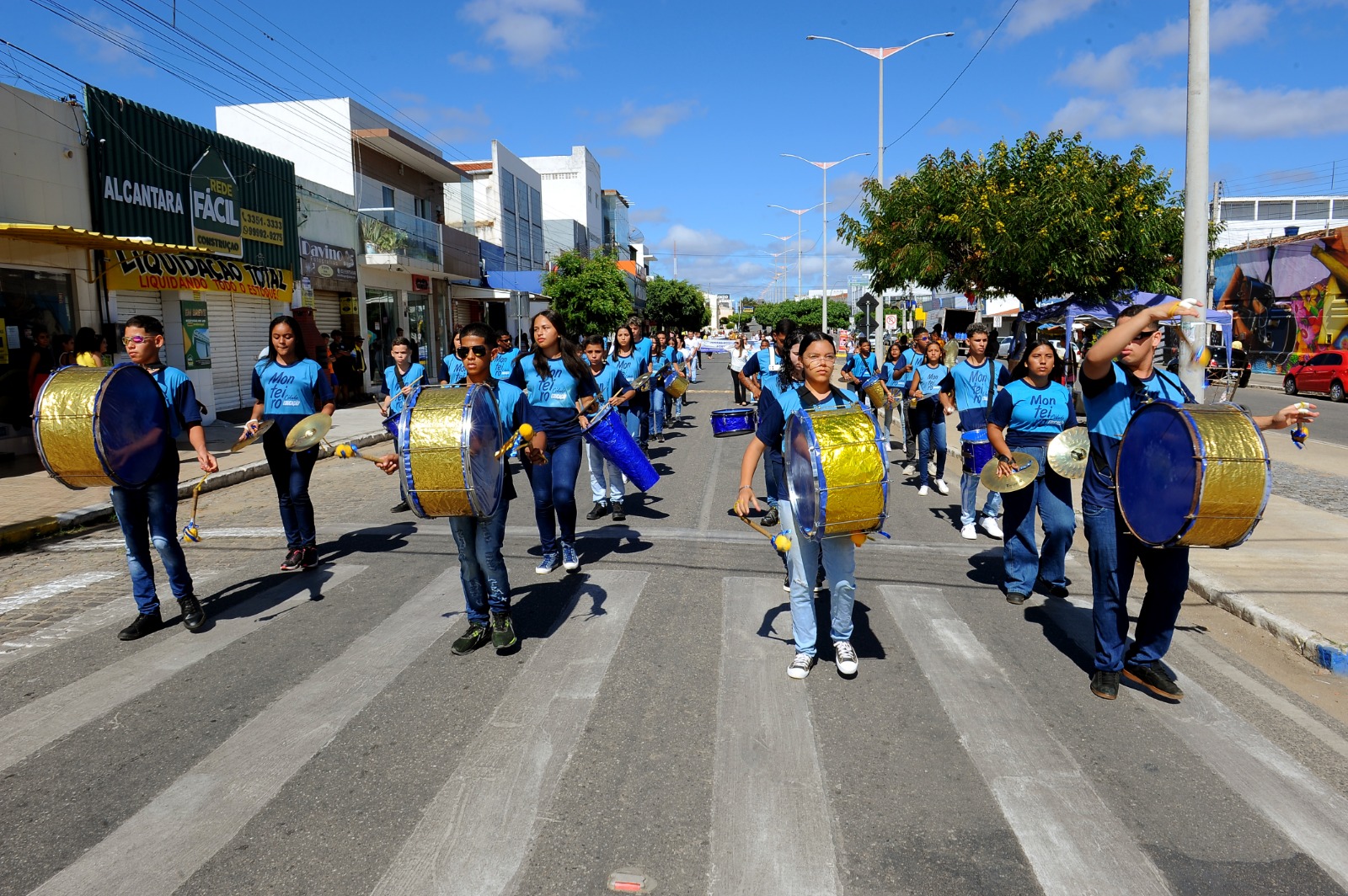 Desfiles-Civicos-em-Monteiro-acontecem-com-grande-presenca-de-publico-e-autoridades-26 Desfiles Cívicos em Monteiro acontecem com grande presença de público e autoridades