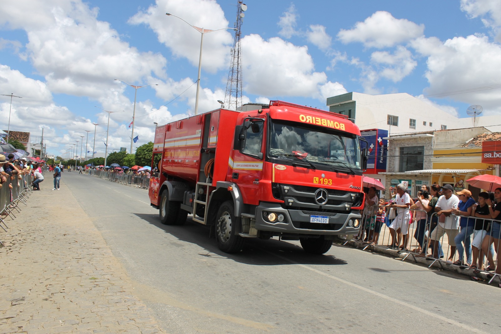 Desfiles-Civicos-em-Monteiro-acontecem-com-grande-presenca-de-publico-e-autoridades-34 Desfiles Cívicos em Monteiro acontecem com grande presença de público e autoridades