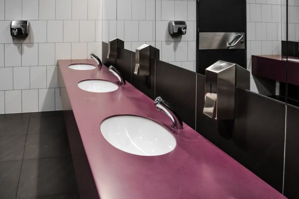 banheiro_foto_pixabay-599x400 Governo desmente fake news sobre banheiros unissex