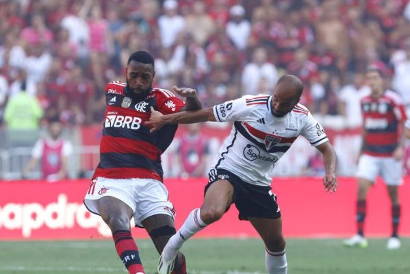 flamengo_e_sao_paulo_foto_rubens_chiri_sao_paulo_fc-599x400 São Paulo e Flamengo decidem título da Copa do Brasil neste domingo