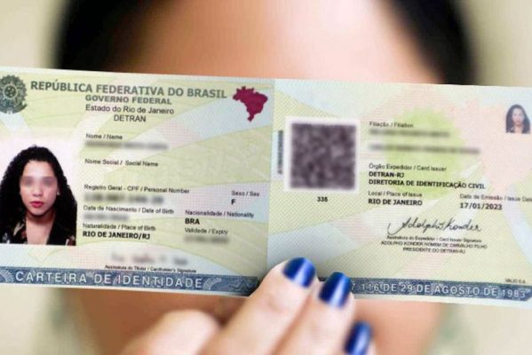 nova_carteira_de_identidade2-599x400 Nova carteira de identidade deve ser emitida em todo o país em 15 dias