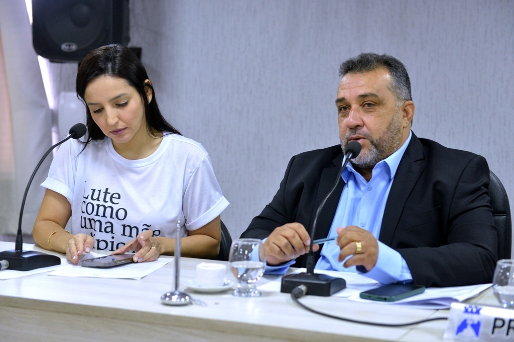 IMG-20231109-WA0526 Mães Atípicas emocionam legislativo de Monteiro, e têm projeto de orientação e atenção à elas, aprovado por unanimidade