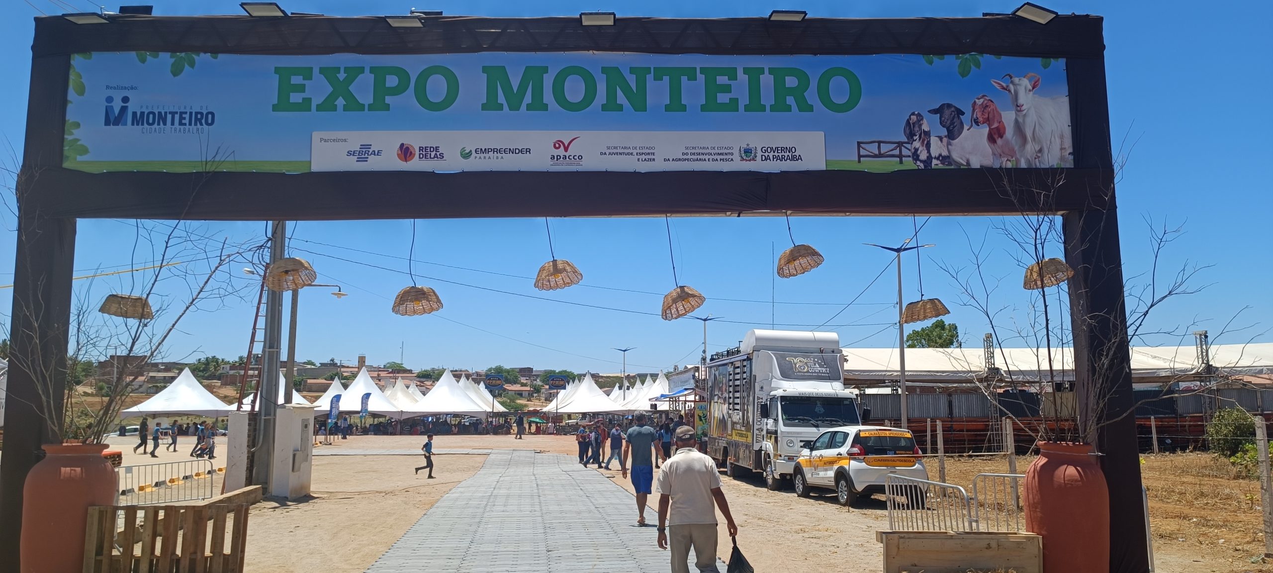 IMG_20231109_102011-1-scaled Confira algumas imagens da Expo Monteiro 2023
