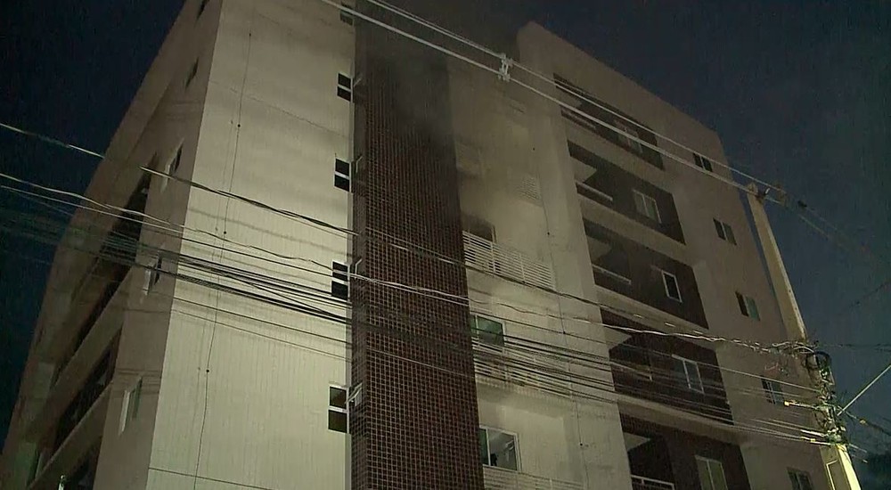 incendio Idosa morre em incêndio em prédio residencial no Sertão da Paraíba
