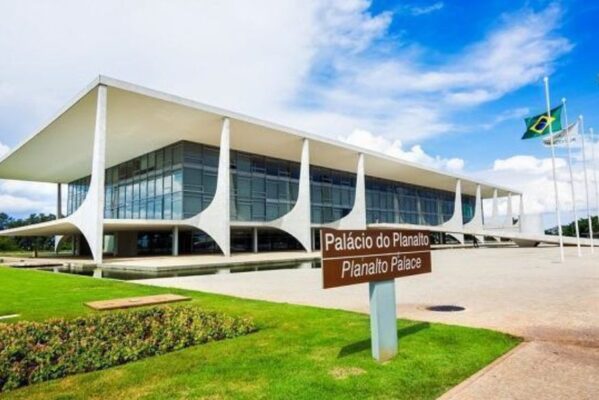 palacio-do-planalto-599x400 Autoridades preparam esquema de segurança para ato em 8 de janeiro