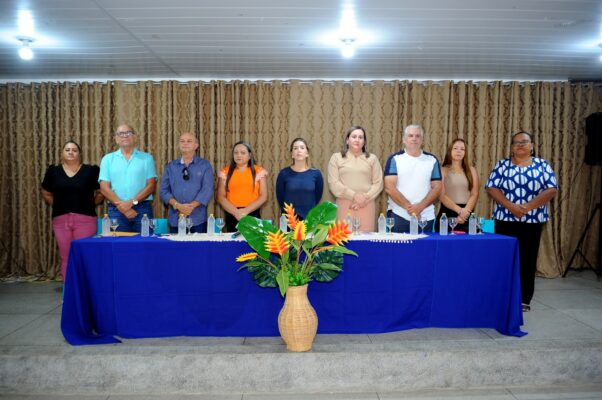 IMG-20240103-WA0031-602x400 Prefeita Anna Lorena participa de cerimônia de posse dos novos diretores escolares municipais