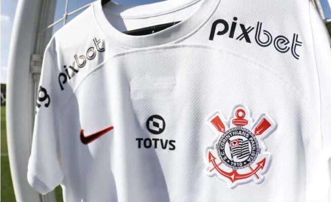 camisa-654x400 Corinthians terá que arcar com multa milionária com antiga patrocinadora