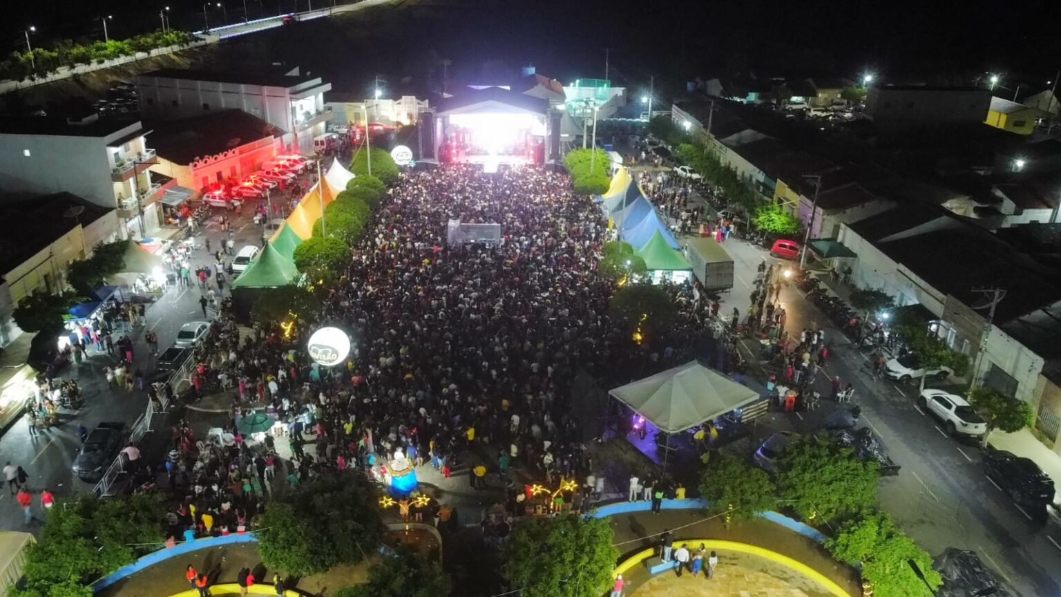 festividades-de-Sao-Sebastiao-em-Sebastiao-do-Umbuzeiro Multidão prestigia shows na penúltima noite das festividades de São Sebastião em Sebastião do Umbuzeiro