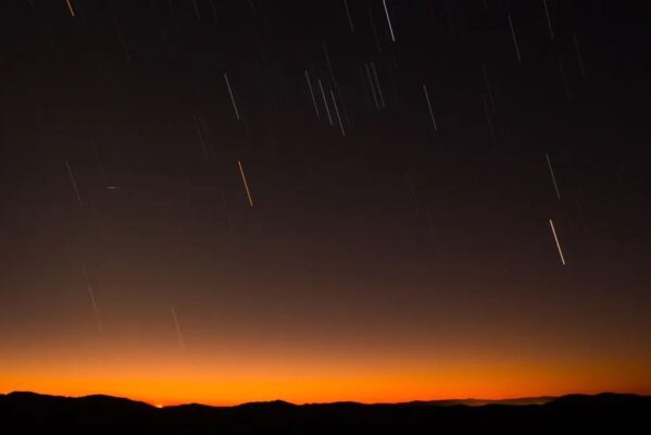 meteoros___foto_fernando_rodrigues-via_unsplash-599x400 Veja como observar a primeira chuva de meteoros do ano, chamada de Quadrântidas
