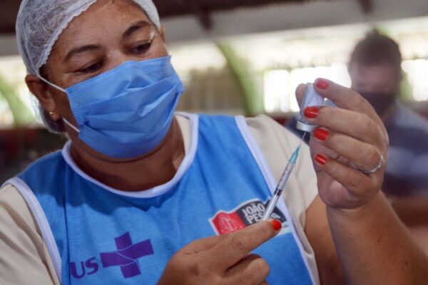 vacinacao_ifpb_fotos_kleide_teixeira_06-1-scaled-1-1200x800-1-600x400 Vacina da dengue deve chegar à Paraíba em fevereiro, diz Ministério da Saúde; público de 6 a 16 anos será priorizado