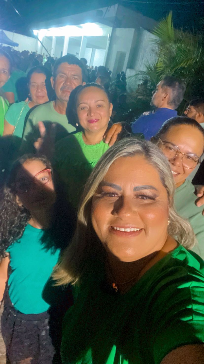 IMG-20240321-WA1431 Secretária de Saúde, Ana Paula, é anunciada como pré-candidata à prefeitura de Monteiro em evento com lideranças políticas
