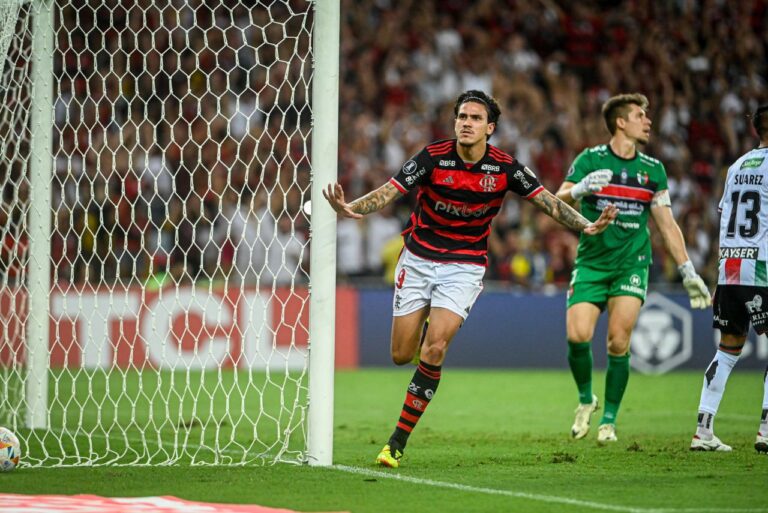 Click-Esportivo-2024-04-10T222846.032-768x513-1 Flamengo supera Palestino no Maracanã e conquista primeira vitória na Libertadores
