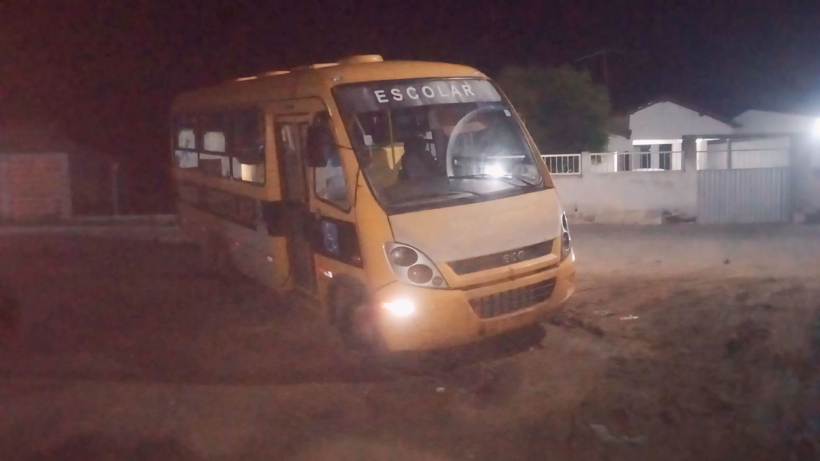IMG-20240405-WA0932 Descaso:Prefeitura de São João do Cariri Sob Críticas Após Incidente Grave com Ônibus Escolar