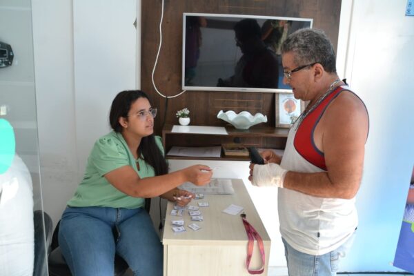 IMG-20240418-WA0056-600x400 Moradores do bairro Quinta da Boa Vista em Monteiro, recebem Feira de Saúde na Comunidade