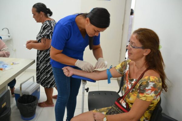 IMG-20240418-WA0057-600x400 Moradores do bairro Quinta da Boa Vista em Monteiro, recebem Feira de Saúde na Comunidade