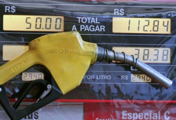 nordeste-e-regiao-que-mais-gasta-com-gasolina-b-1174x800-1-587x400 Presidente da Petrobras descarta aumento de preços dos combustíveis