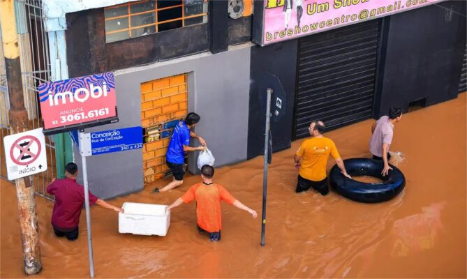 53700251742_862a142f49_o11-669x400 Chuva afeta mais de 2 milhões de pessoas no Rio Grande do Sul