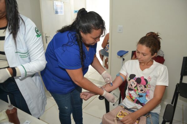 BAIRRO-ALTO-DA-PROGRAMA-FEIRA-DE-SAUDE-NA-COMUNIDADE-7-600x400 Em Monteiro: Bairro Alto da Serra recebe programa Feira de Saúde na Comunidade e moradores são beneficiados com vários seriços