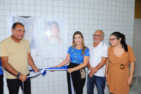 Quadra-Vila-Santa-Maria-14-602x400 Vila Santa Maria: Prefeita Anna Lorena entrega quadra da Creche Dr. Fernando Bezerra Paraguay