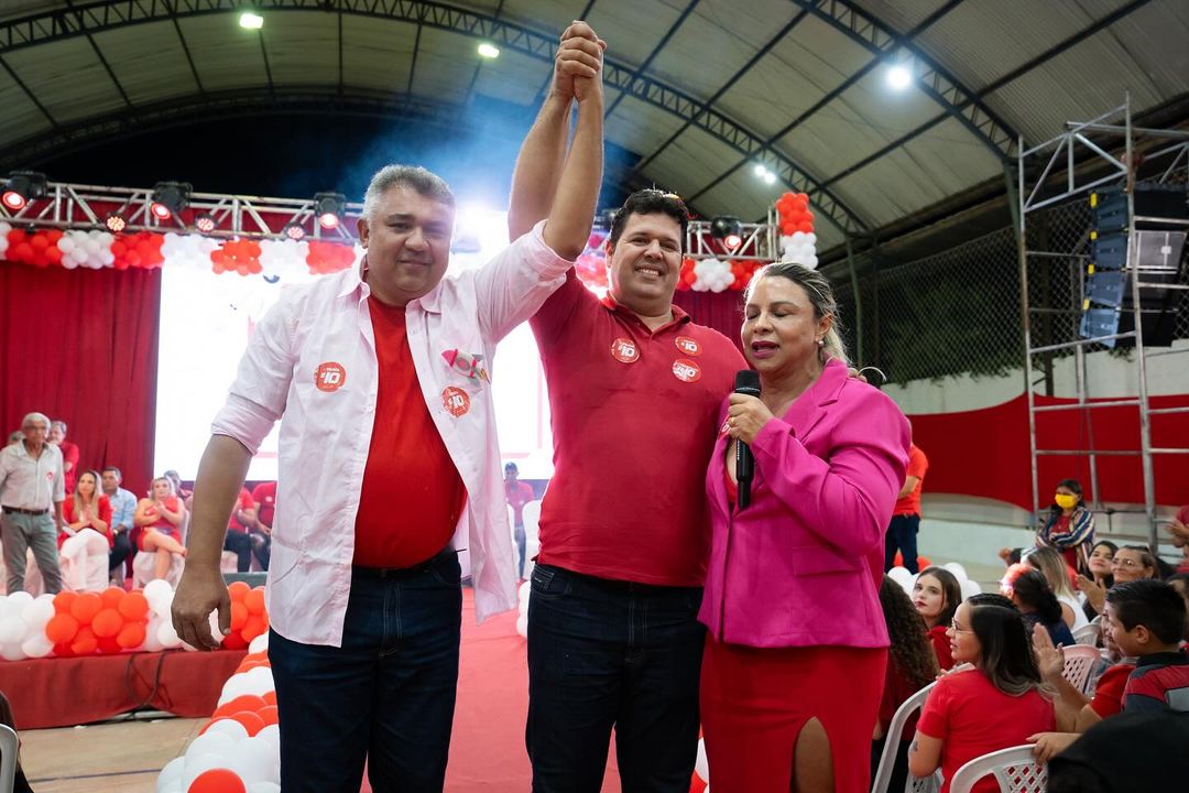 453029623_18086871394481273_7220398496848345817_n Convenção homologa candidaturas de Genivaldo Tembório e Toinho de Bebé em Prata