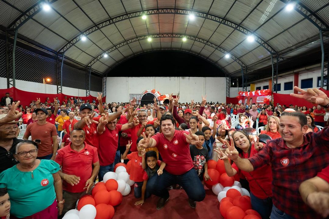 453404452_18086871382481273_7531489621234797392_n Convenção homologa candidaturas de Genivaldo Tembório e Toinho de Bebé em Prata