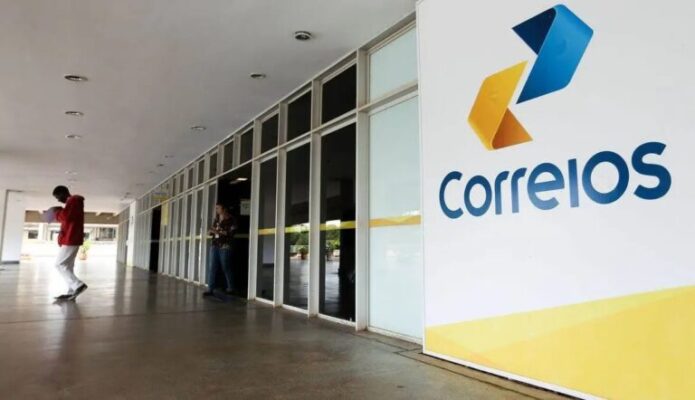 correios____foto_marcelo_camargo___agencia_brasil-768x442-1-695x400 Correios anunciam concurso para contratar 3,2 mil carteiros; edital sai em setembro