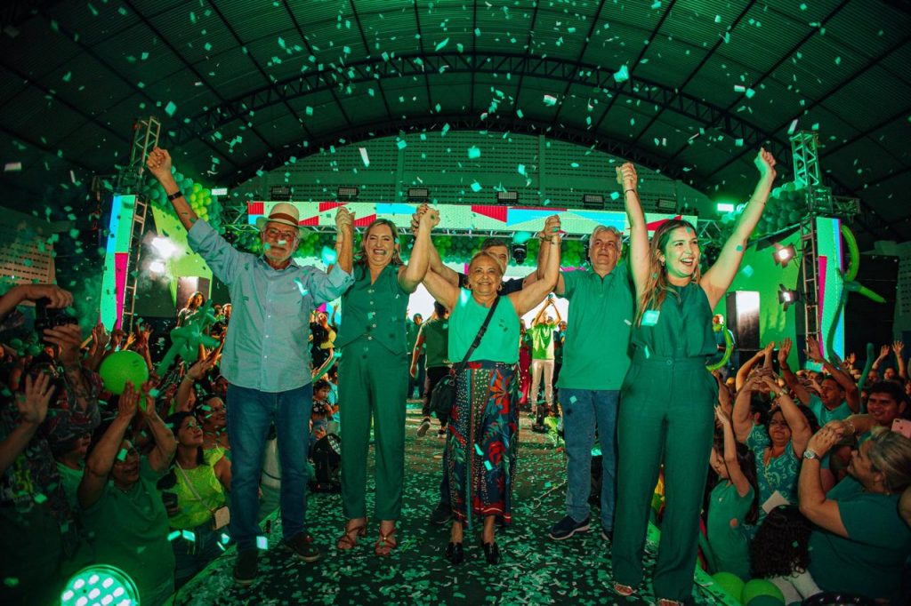 WhatsApp-Image-2024-08-02-at-07.26.02-1024x682-1 Em Monteiro, Ana Paula, Cajó e Anna Lorena realizam maior convenção da história do Cariri paraibano